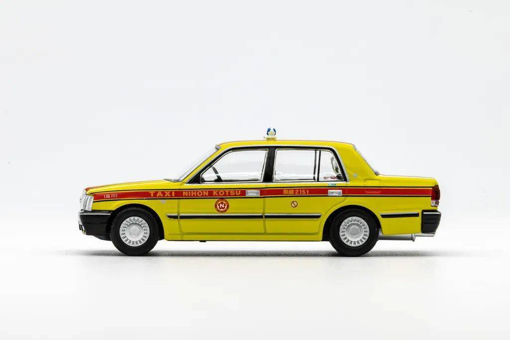 皇冠信用盘平台出租_完美诠释什么叫开不坏的丰田皇冠信用盘平台出租,TLV的丰田皇冠Comfort和Sedan模型试玩