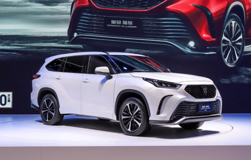 如何代理皇冠信用盘_一汽丰田皇冠陆放展现王者气概如何代理皇冠信用盘,尽显与众不同