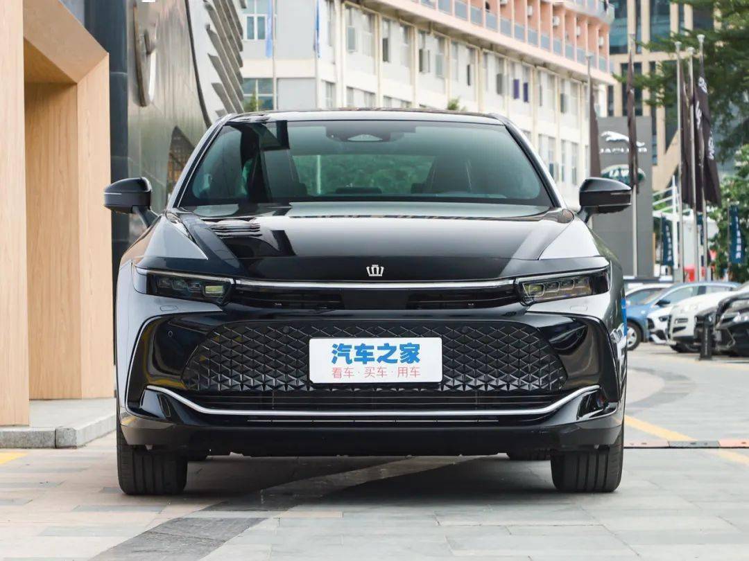 皇冠信用盘如何注册_2.4T混动+四驱皇冠信用盘如何注册,这车可不输雷克萨斯