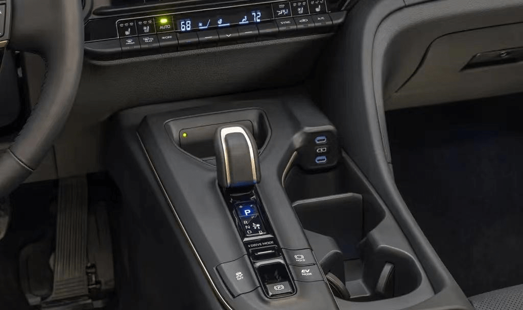 皇冠信用盘怎么弄_新一代丰田皇冠轿车将引入国内皇冠信用盘怎么弄,外观前卫个性,全系搭载混动系统