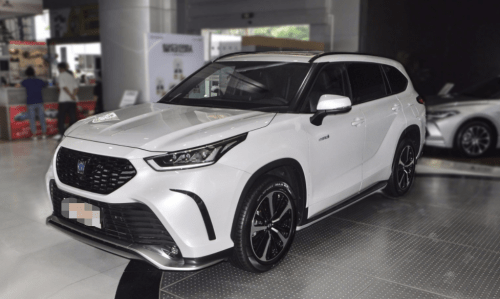 皇冠信用盘如何注册_动力超强的一汽丰田皇冠陆放皇冠信用盘如何注册,让您的出行更动感