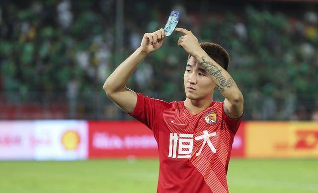 皇冠足球管理平台出租_青训的底气!曝广州队老板股改继续掌权皇冠足球管理平台出租,保利尼奥为奥古斯托庆生