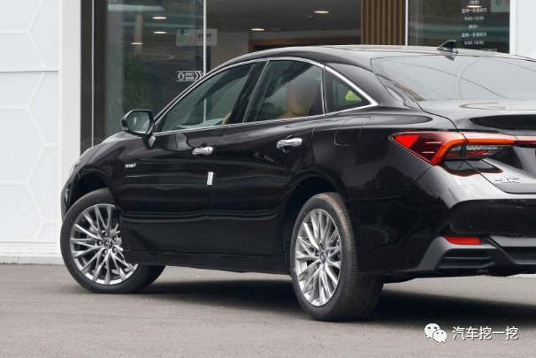 皇冠信用盘怎么开账号_从19.98万跌倒15.89万皇冠信用盘怎么开账号,如今月销7896台,最成功的日系豪车