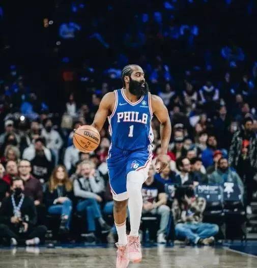 皇冠信用盘登1,登2,登3出租_字母哥21+13+8+3竟无缘今日最佳皇冠信用盘登1,登2,登3出租?因为他遇到了“火箭登”