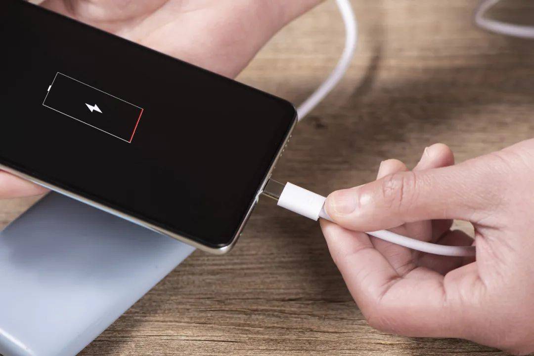 皇冠信用盘会员怎么开通_归还后芝麻分持续下降、商家无法提现皇冠信用盘会员怎么开通,速绿充电宝遭消费者、商家投诉达数万起