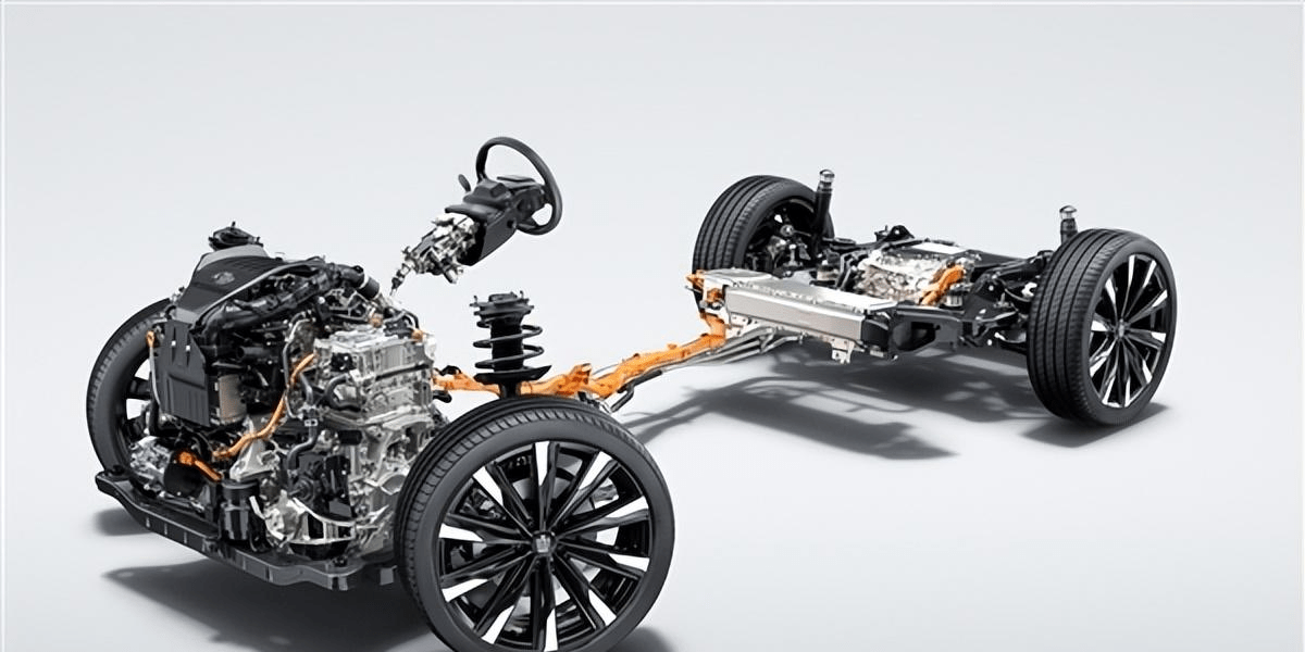 皇冠信用盘可以占几成_自信比肩BBA 进口丰田皇冠国内售价公布:不便宜