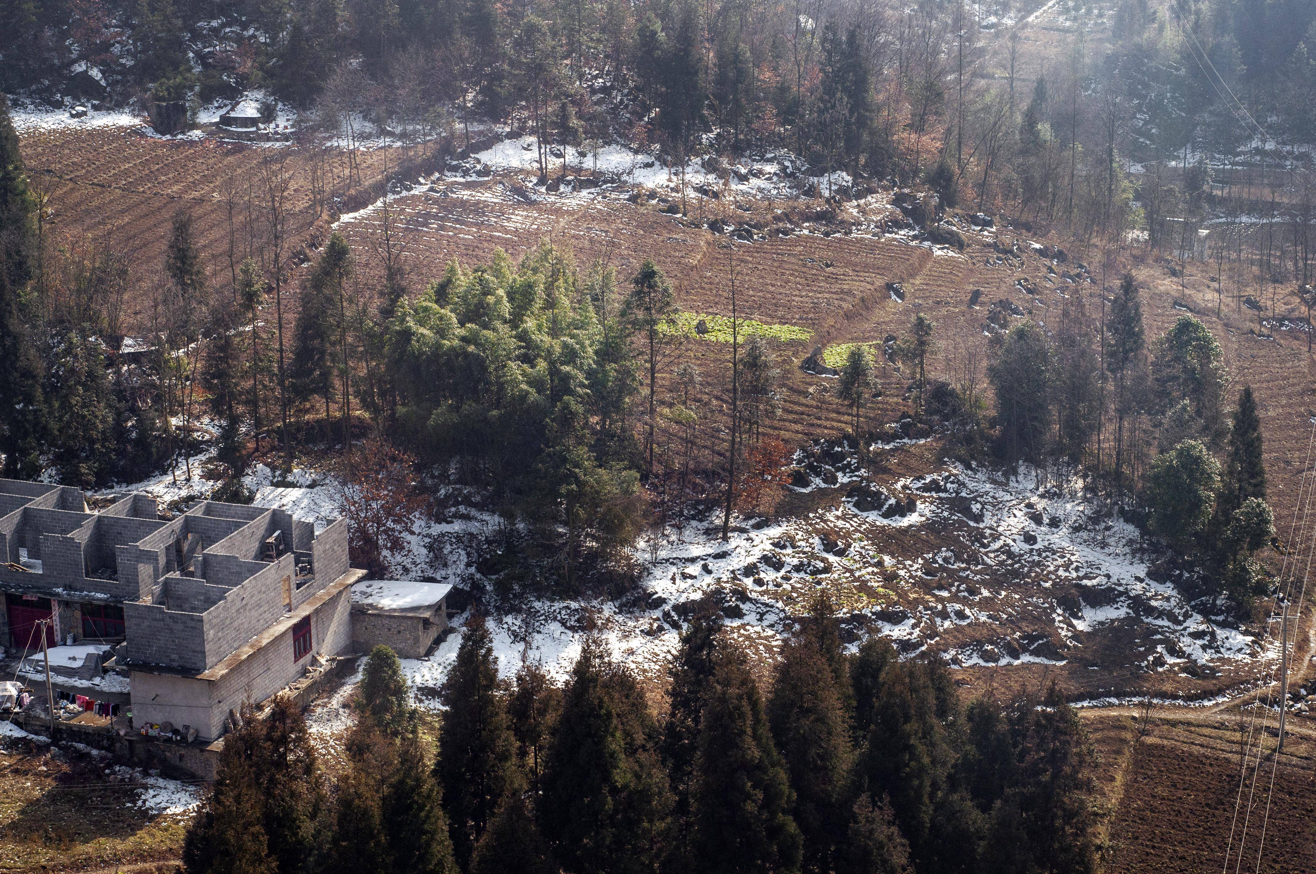 皇冠登一登二登三区别_一步登仙的感觉莫过如此吧皇冠登一登二登三区别,恩施大峡谷缆车代步登绝顶!心旷神怡