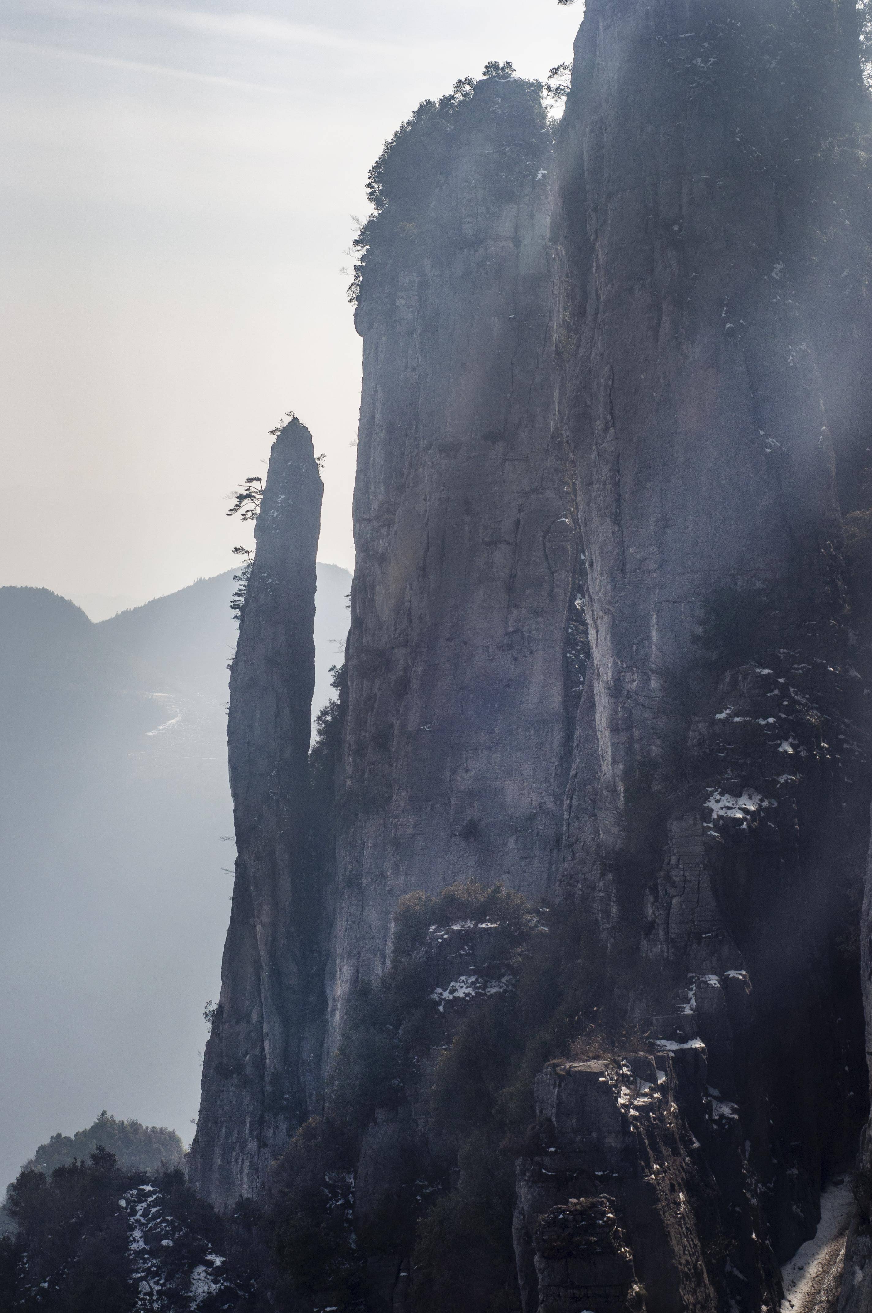 皇冠登一登二登三区别_一步登仙的感觉莫过如此吧皇冠登一登二登三区别,恩施大峡谷缆车代步登绝顶!心旷神怡