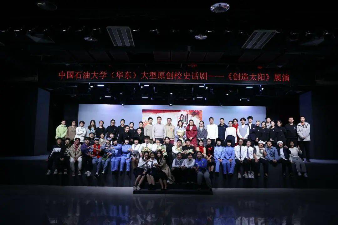 皇冠登一登二登三区别_他们三登舞台皇冠登一登二登三区别,获得8.6万点赞!