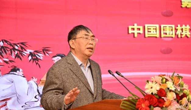 皇冠信用盘会员_聂卫平亲临重庆皇冠信用盘会员!告诉古力:八冠王已成过去!这件事你要好好干!