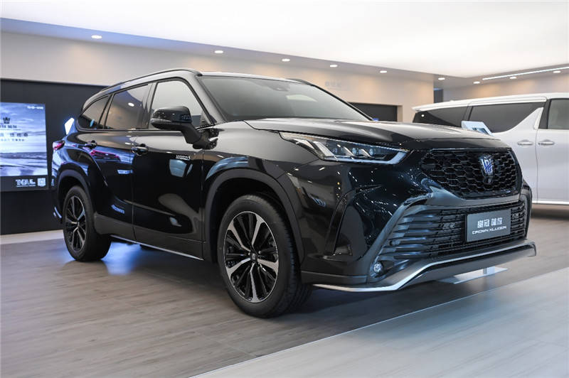 皇冠信用盘平台_两款皇冠新品荣耀登场皇冠信用盘平台,一汽丰田全车系联袂出击2022广州车展