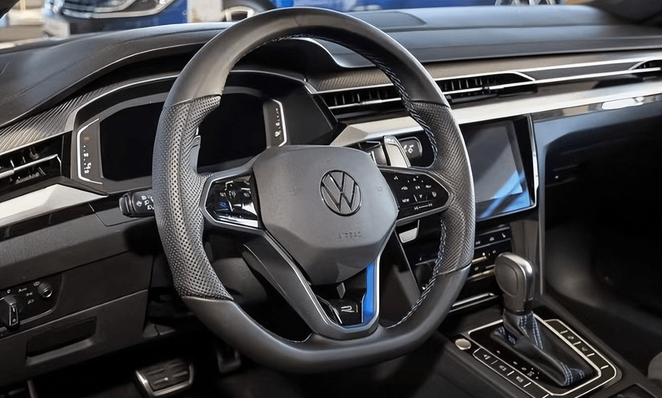 皇冠信用盘怎么弄_全新一代大众CC渲染图曝光皇冠信用盘怎么弄,外观高调升级,换装RS同款2.9T