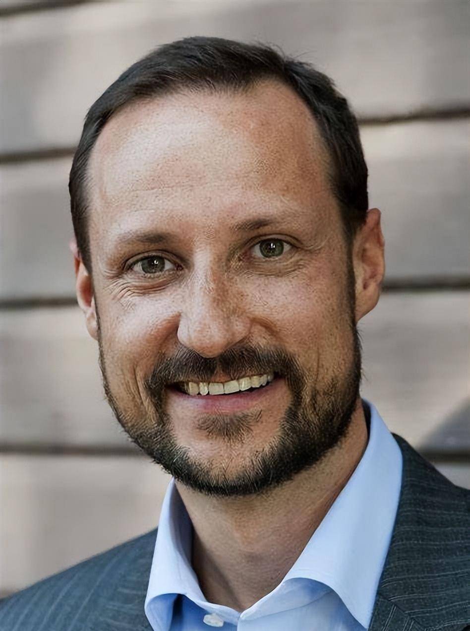 皇冠代理登1,2,3_王室的颜值会越来越高么皇冠代理登1,2,3?