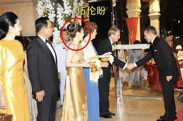 皇冠足球平台代理_苏缇达用千元包皇冠足球平台代理,华裔美人背35万爱马仕,王后对比对手显寒酸!