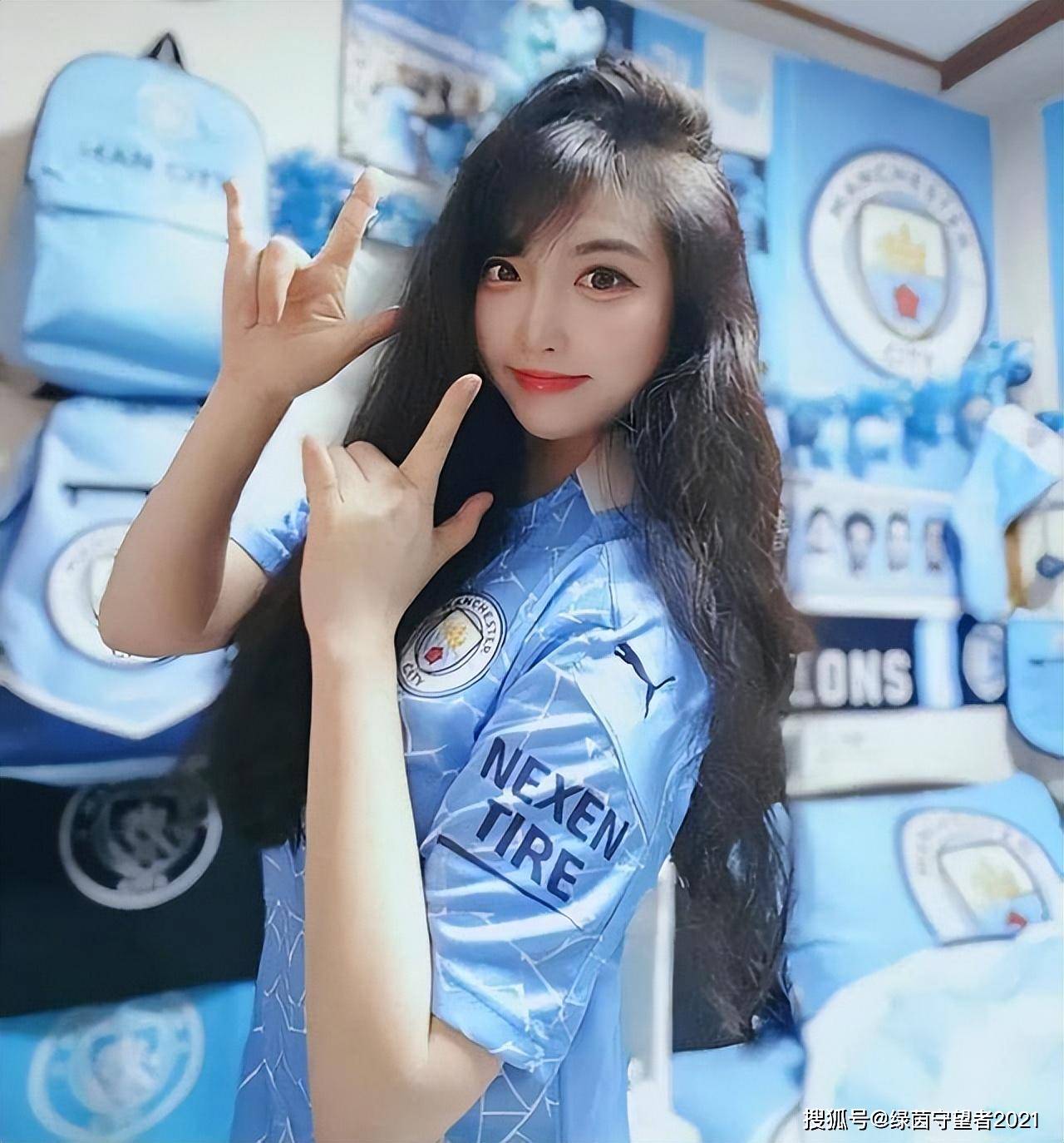 世界杯足球平台代理_户口本啊户口本!他的巅峰期很短世界杯足球平台代理,但哈兰德的地位还没超过他?