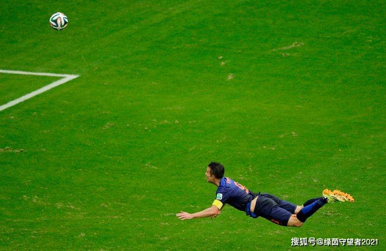 世界杯足球平台代理_户口本啊户口本!他的巅峰期很短世界杯足球平台代理,但哈兰德的地位还没超过他?