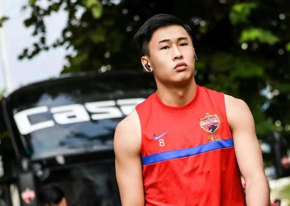 皇冠信用网足球代理_撕破脸皇冠信用网足球代理!戴伟浚律师呼吁:取消深圳队中超资格!清理足坛黑暗势力