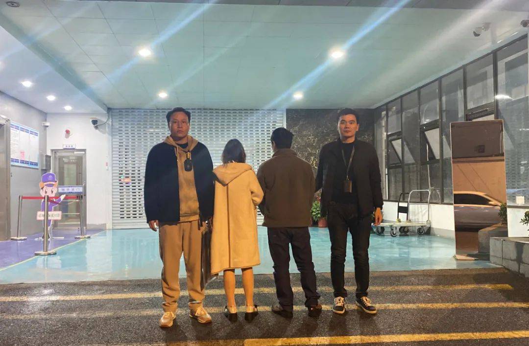 皇冠信用平台出租出售_情侣张某某、罗某某皇冠信用平台出租出售,被抓!