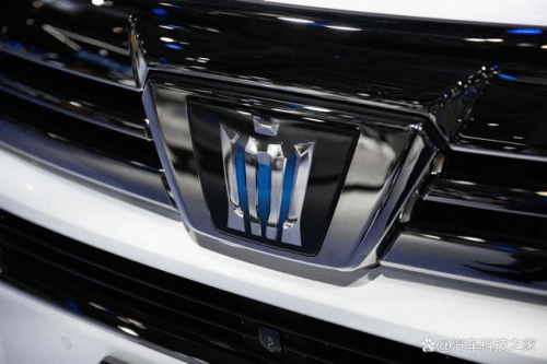 皇冠信用盘哪里申请_符合年轻中产家庭的需要皇冠信用盘哪里申请,一汽丰田皇冠陆放更讨喜