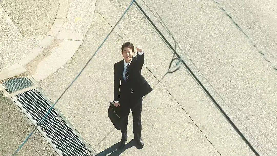 皇冠信用盘代理申条件_“假装上班三年”的女主人公皇冠信用盘代理申条件,终于找到工作了