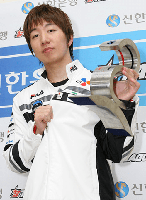 皇冠电竞盘口_钱与欲浇灌出的“电竞菠菜”之花:罚篇