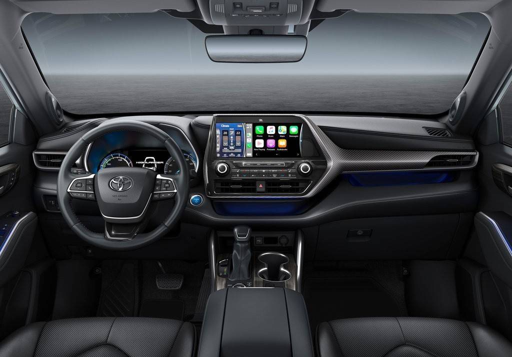 皇冠信用盘平台出租_凸显尊贵与质感皇冠信用盘平台出租,一汽丰田皇冠陆放家商两用有面子