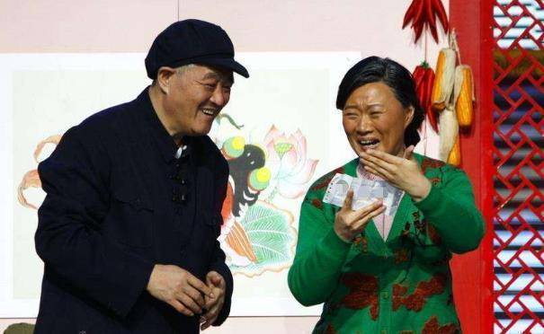 皇冠登一登二登三区别_揭秘赵本山不再登电视舞台皇冠登一登二登三区别,却登地方舞台之谜,只因一个女人!