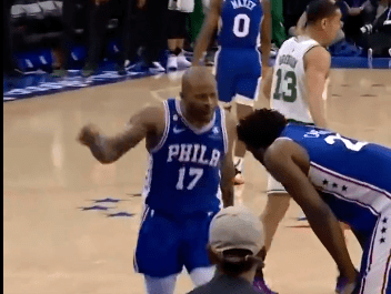 皇冠信用盘登1,登2,登3出租_42+9+8!登哥又绝杀!塔克怒喷大帝!赛后一幕皇冠信用盘登1,登2,登3出租,暖心很好哭!