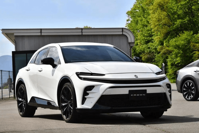 皇冠信用盘登2_丰田皇冠首款SUV皇冠信用盘登2!撞脸法拉利新车 价格媲美奥迪Q5L!