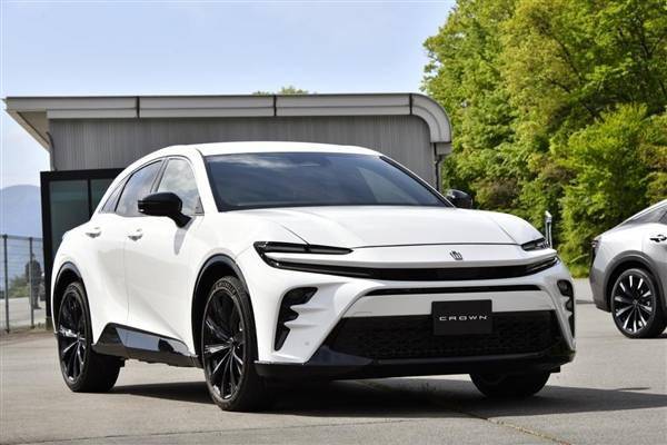 皇冠信用盘结算日_造型媲美法拉利皇冠信用盘结算日!全新丰田皇冠Sport首发:进中国敢卖40万