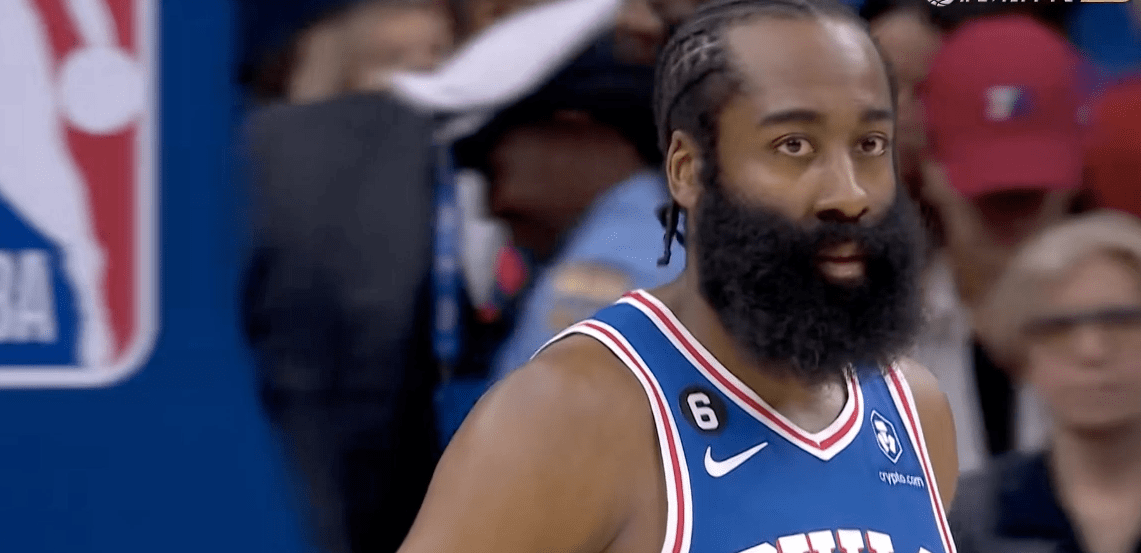 皇冠信用盘登1,登2,登3出租_击碎质疑皇冠信用盘登1,登2,登3出租!哈登单节15+2+4 一人打爆绿军 站帽布罗格登蔑视一笑