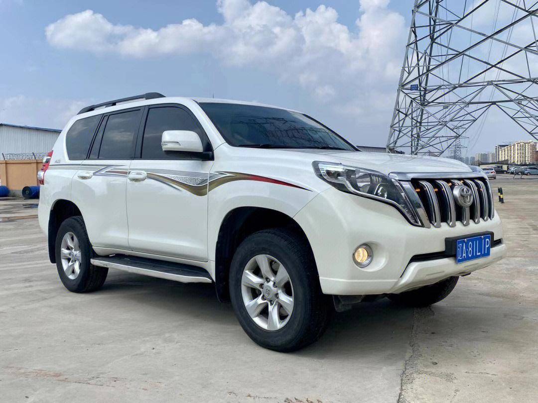 皇冠信用盘押金多少_听说成都租车需要两证一卡皇冠信用盘押金多少,是什么呢