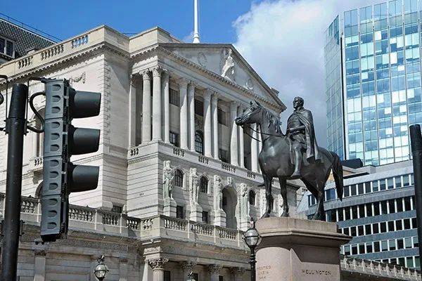 皇冠信用盘会员开户_2023英国留学:学费缴纳、银行卡、购汇皇冠信用盘会员开户,看这篇就够了!