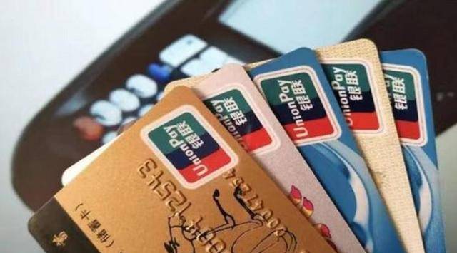 皇冠信用盘在哪里开通_银行卡不要开通短信通知了?许多人并没留意皇冠信用盘在哪里开通,幸好银行员工的提醒