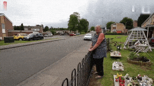 正版皇冠信用盘出租_爆笑GIF:什么叫路人式追星正版皇冠信用盘出租?小哥:老子喜欢不喜欢你 说变就变