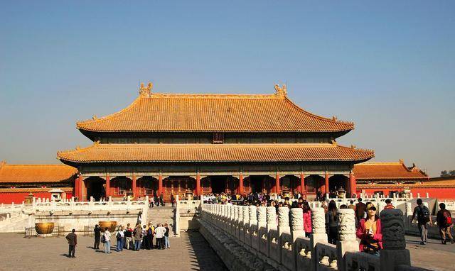 皇冠信用盘登_崇祯生性多疑皇冠信用盘登,不信文官武将,为何却很信任宦官?