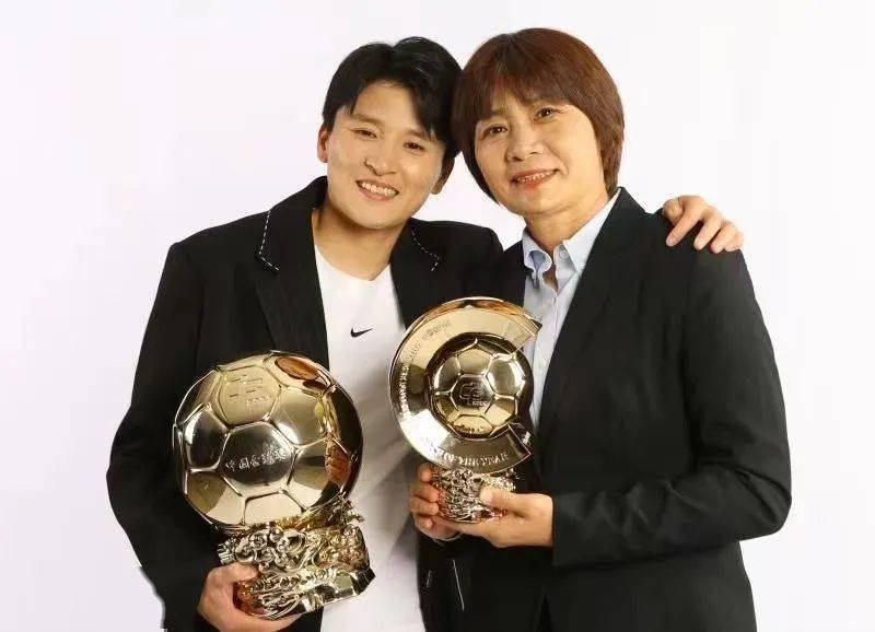 皇冠电竞足球_张玉宁、王珊珊摘得金球皇冠电竞足球!中国足球寻找破晓之光