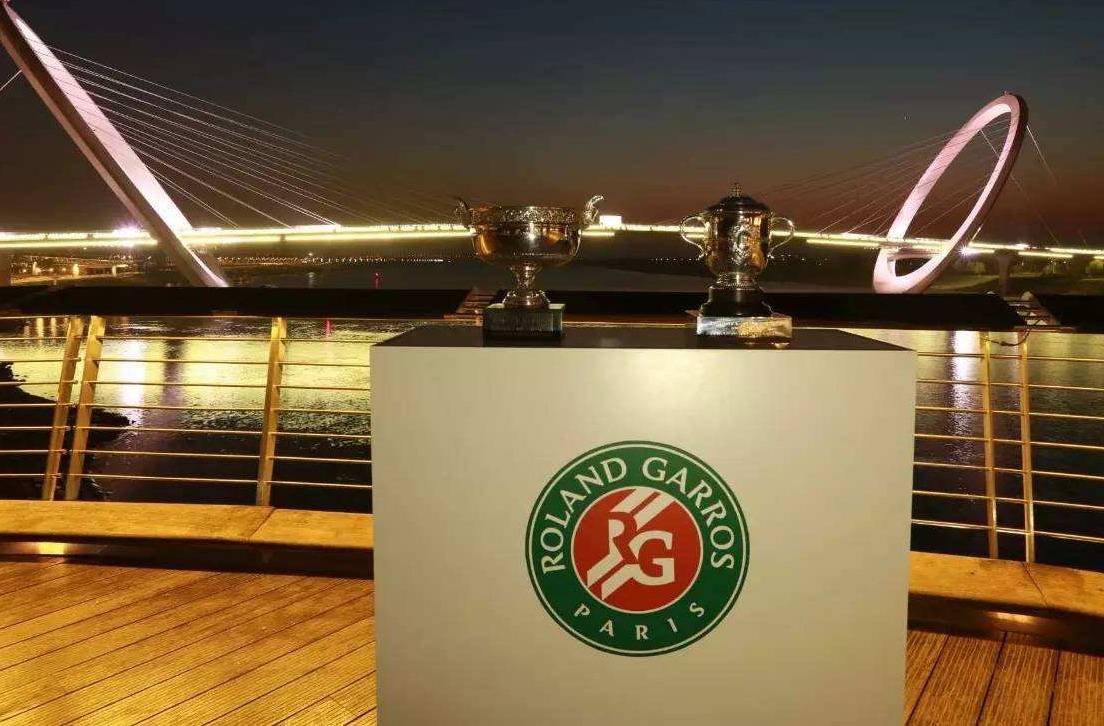 世界杯足球平台代理_CCTV5直播中超沧州VS申花+中国女排PK日本+法网世界杯足球平台代理,5+F1,APP转女篮