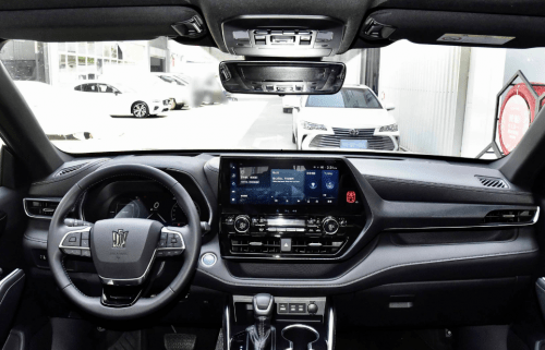 皇冠信用盘平台_动力性能强劲持久皇冠信用盘平台,一汽丰田皇冠陆放给你高品质驾乘生活