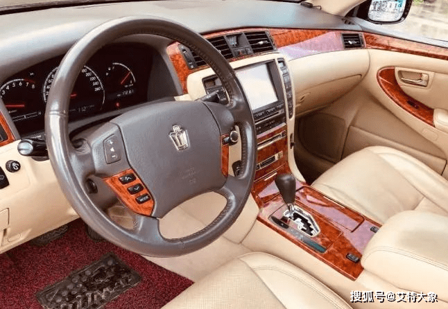 皇冠登3新2管理_什么皇冠登3新2管理?2009年的皇冠还可以卖30万?