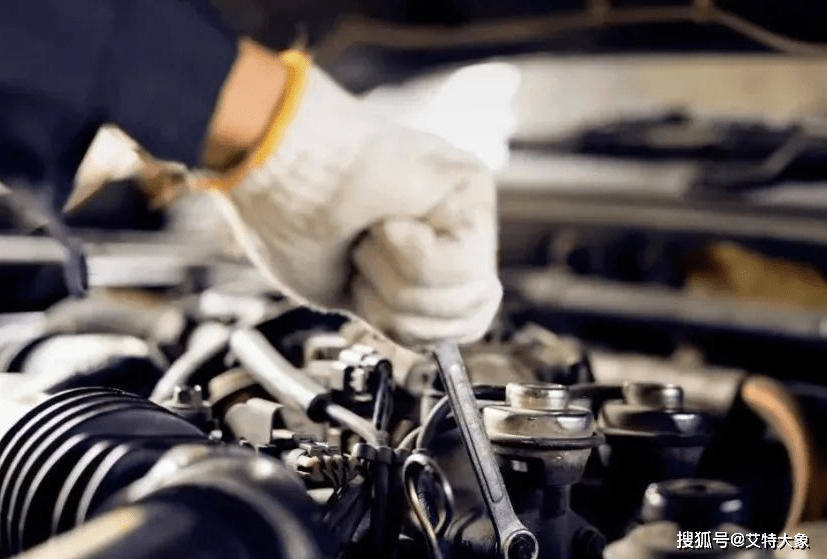 皇冠登3新2管理_什么皇冠登3新2管理?2009年的皇冠还可以卖30万?