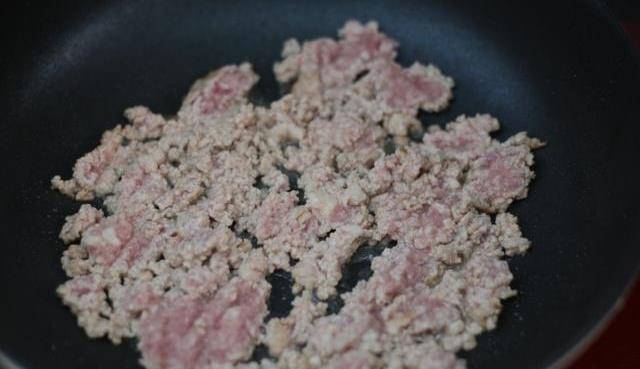 皇冠信用盘怎么弄_西兰花这样做皇冠信用盘怎么弄,给肉都不换,香到舔盘,我家三天两头就吃,特赞