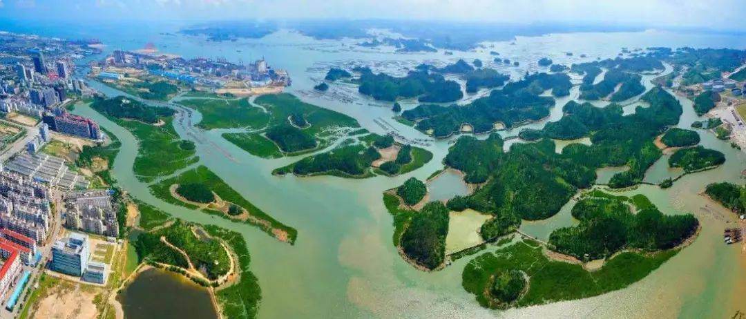 皇冠体育_总要跟爱的人去一次海边吧皇冠体育!| 《南海姑娘》的浪漫指南