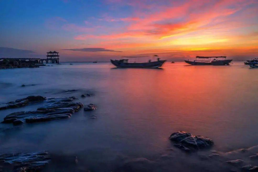 皇冠体育_总要跟爱的人去一次海边吧皇冠体育!| 《南海姑娘》的浪漫指南