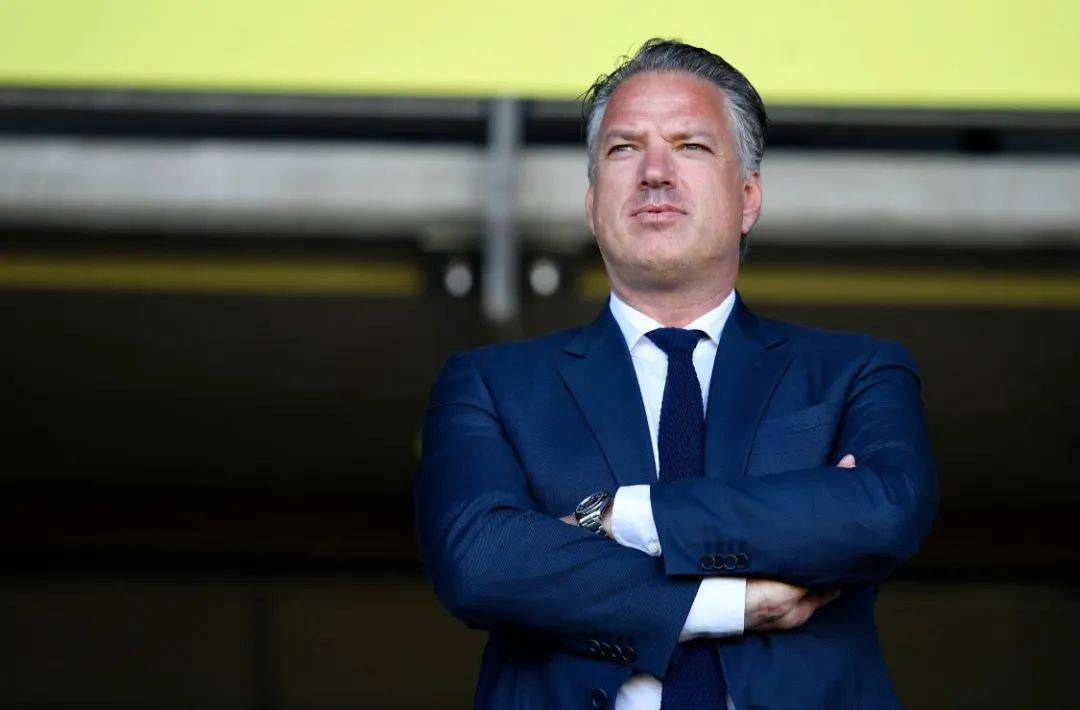 电竞足球_曼城IP含金量拉满电竞足球,“三冠王”助力中国市场发展增速