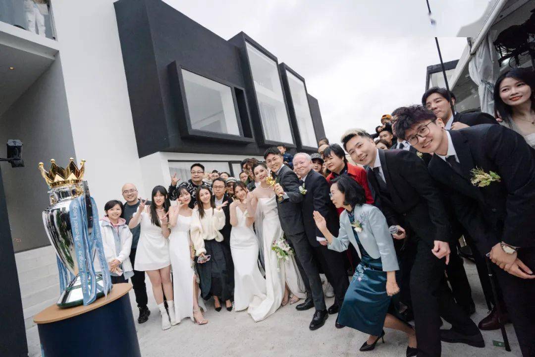 电竞足球_曼城IP含金量拉满电竞足球,“三冠王”助力中国市场发展增速