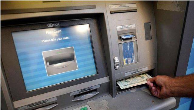 怎么开通皇冠信用盘盘口_河南老人15年在建行存120万怎么开通皇冠信用盘盘口,儿子结婚取钱,银行:你还倒欠13万