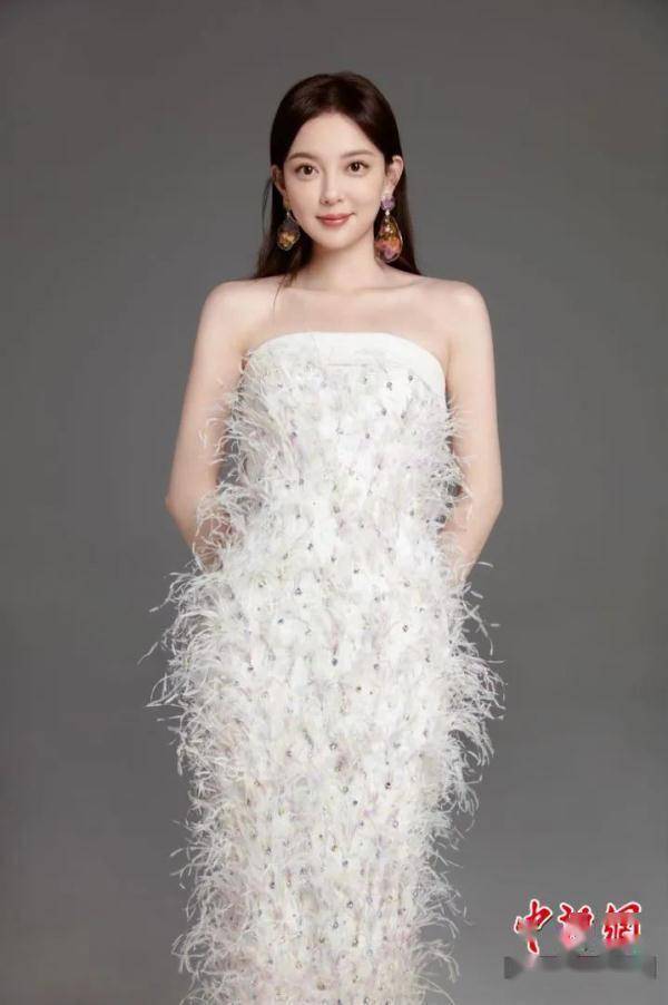 皇冠登一登二登三区别_她三登春晚皇冠登一登二登三区别,却长期不火想过转行