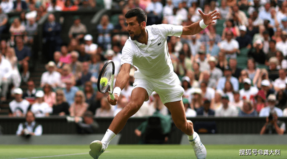 皇冠信用盘登2登3_翻译:魔幻般的阿卡终结德约连胜势头皇冠信用盘登2登3,斩获温布尔登皇冠2