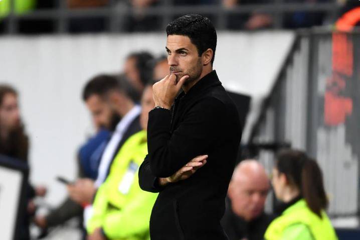 皇冠登1登2登3申请_1-0皇冠登1登2登3申请,2-1!足坛狂欢一夜!3大豪门爆发,阿森纳登榜首,皇马3连胜